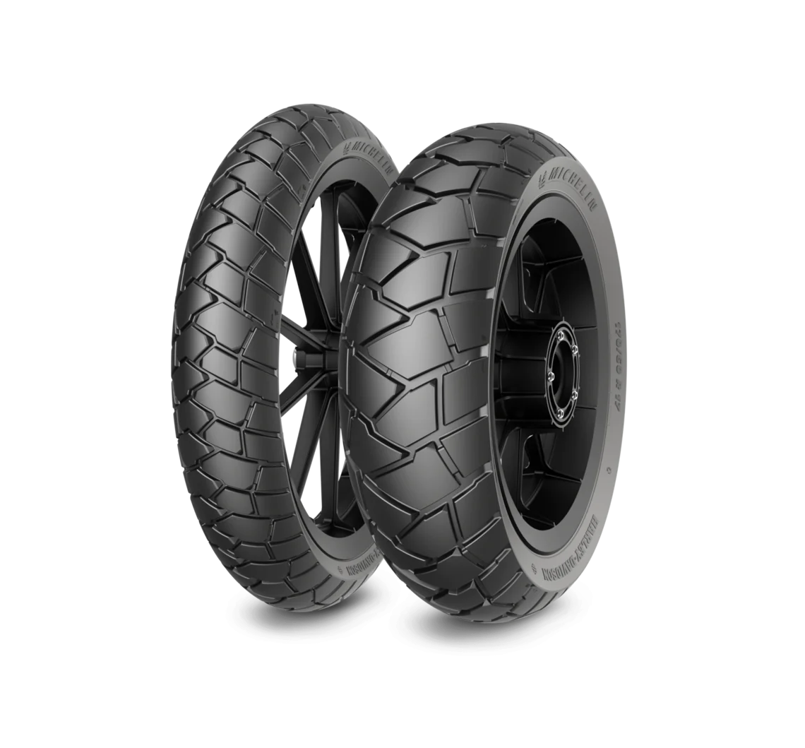 Michelin Michelin 120/70 R19 60V SCORCHER ADVENTURE pneumatici nuovi Estivo 
