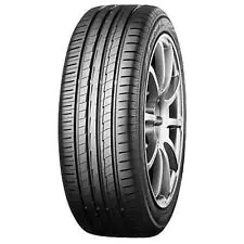 Yokohama Yokohama 225/55 R18 98H BluEarth E70 pneumatici nuovi Estivo 